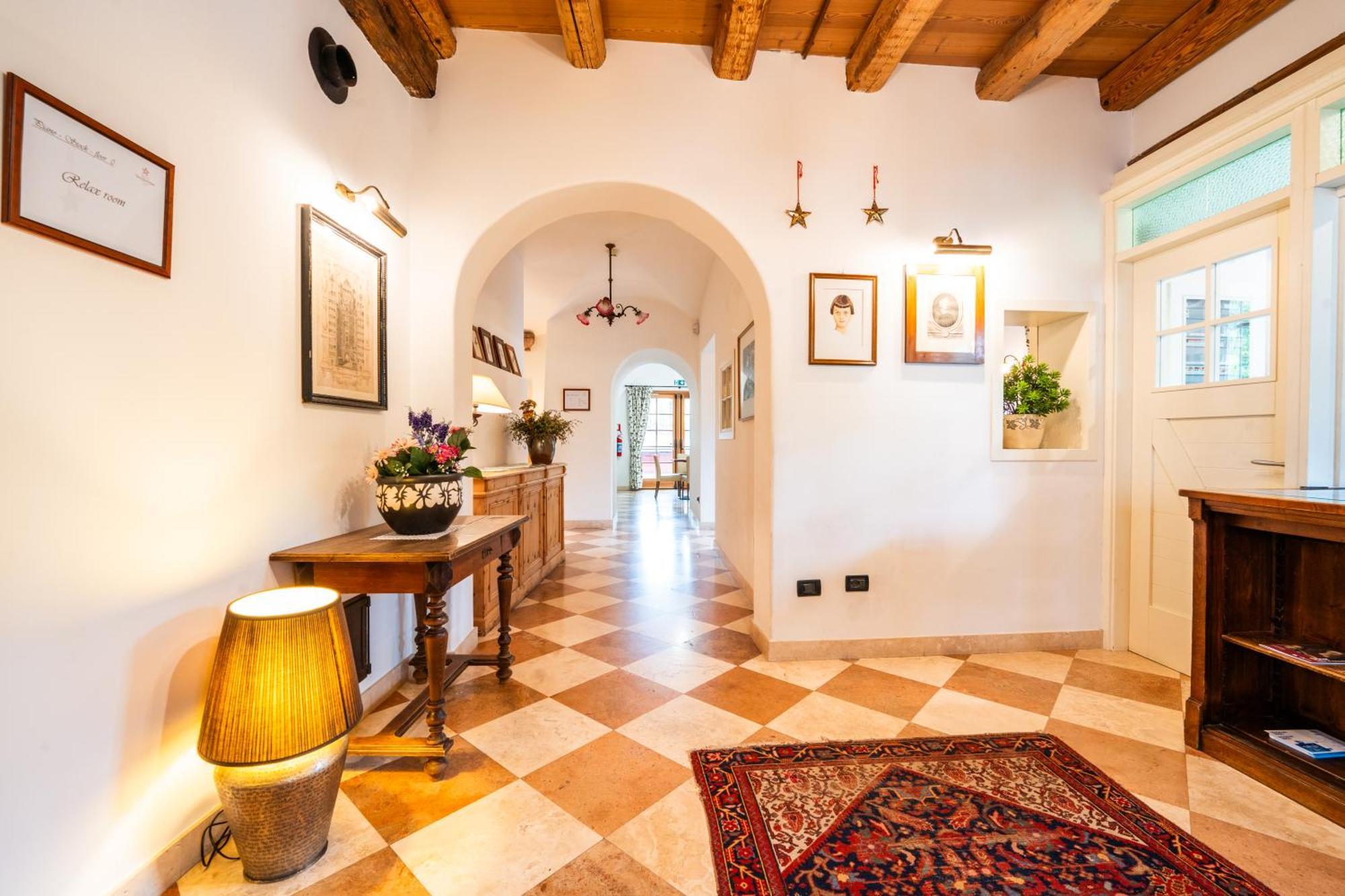 Hotel Relais Vecchio Maso Sopramonte Luaran gambar